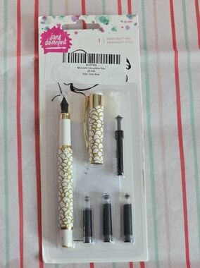White & Gold Mermaid Fountain Pen with Ink Cartridges